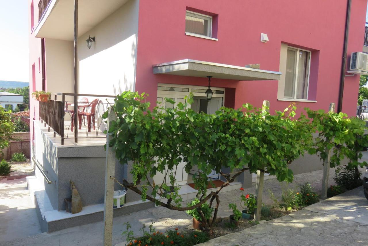 Guest House 51 คราเนโว ภายนอก รูปภาพ