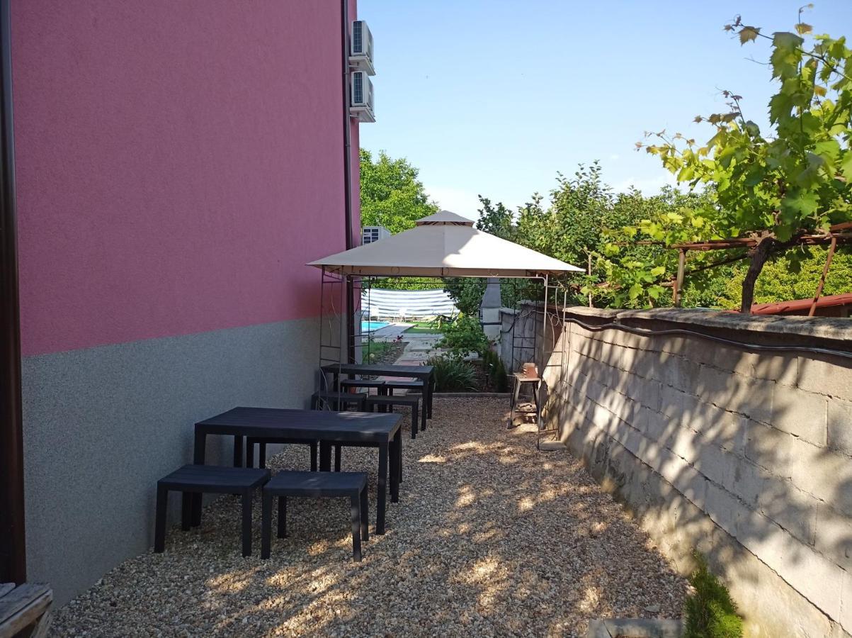 Guest House 51 คราเนโว ภายนอก รูปภาพ